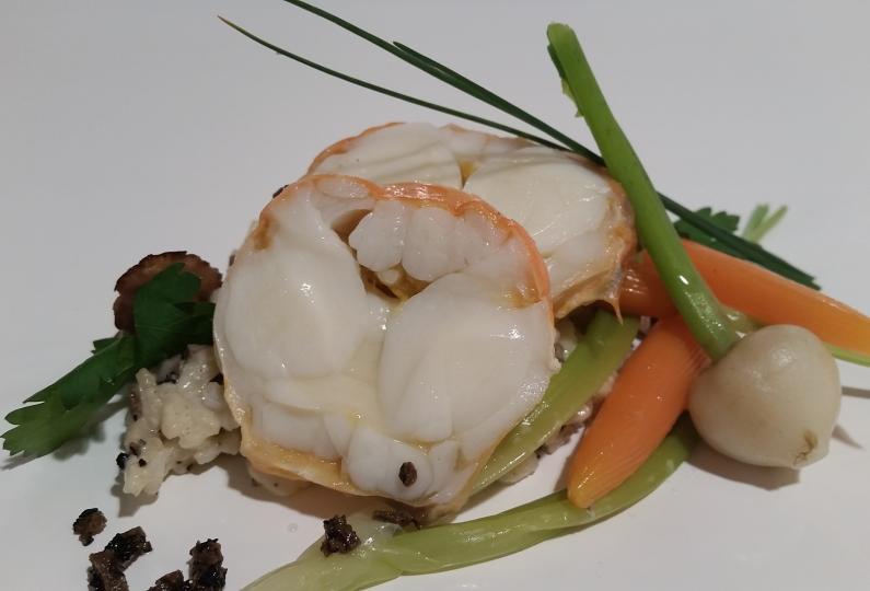 Photo LANGOUSTE AUX PETITS LEGUMES